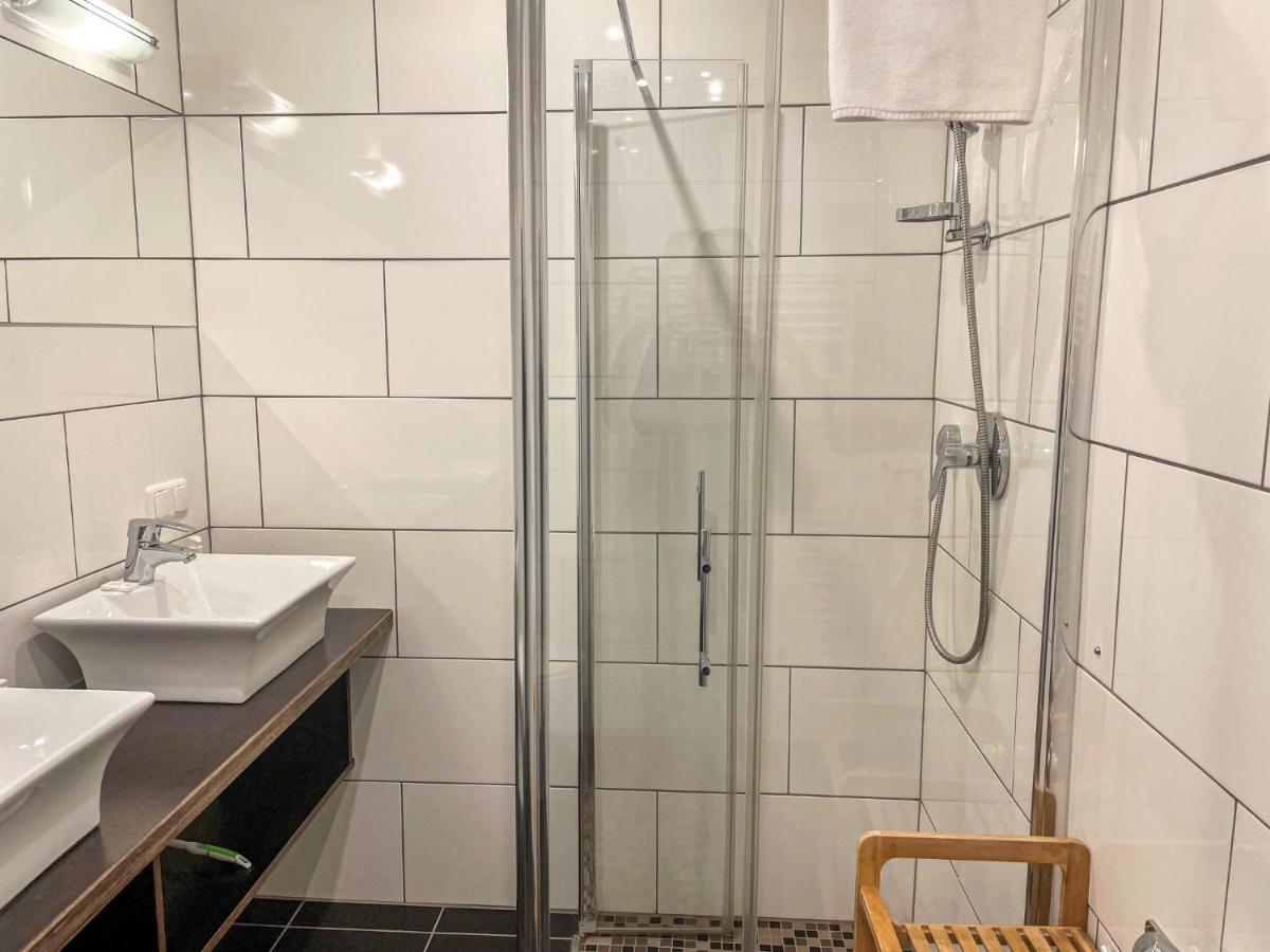 Apartment Apartement Linda By Interhome Цел ам Зее Екстериор снимка